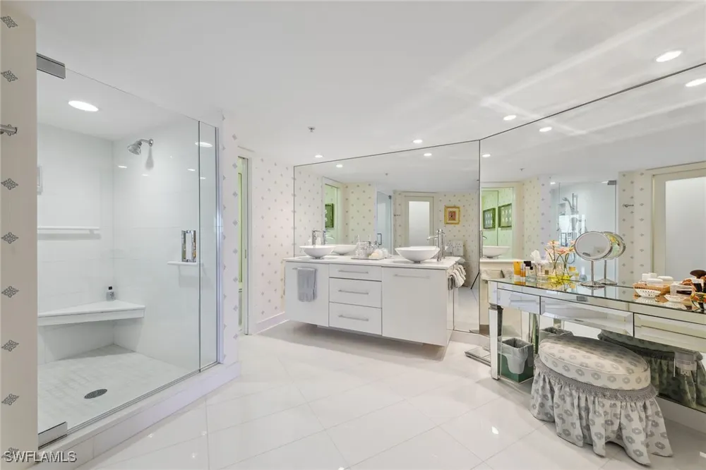 Gulf Shore Boulevard #101 Naples, FL 34103