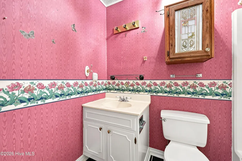 140 Lousan Drive Cape Carteret, NC 28584