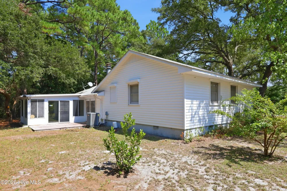 140 Lousan Drive Cape Carteret, NC 28584