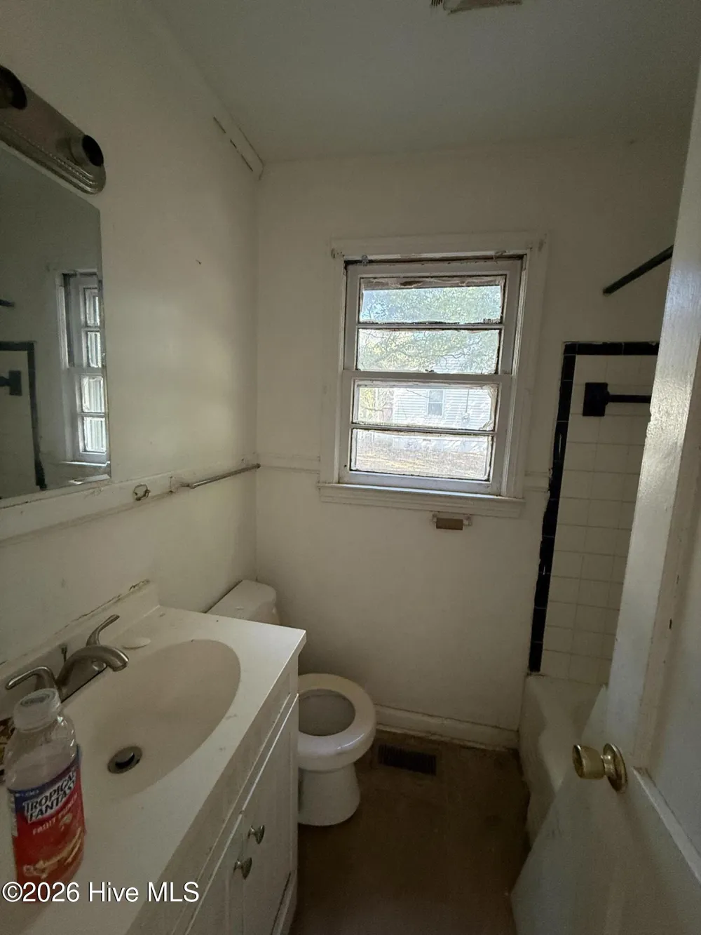 800 Dixon Street Kinston, NC 28501