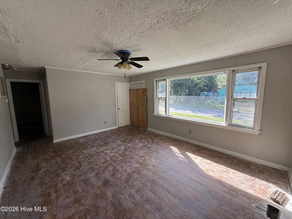 800 Dixon Street Kinston, NC 28501