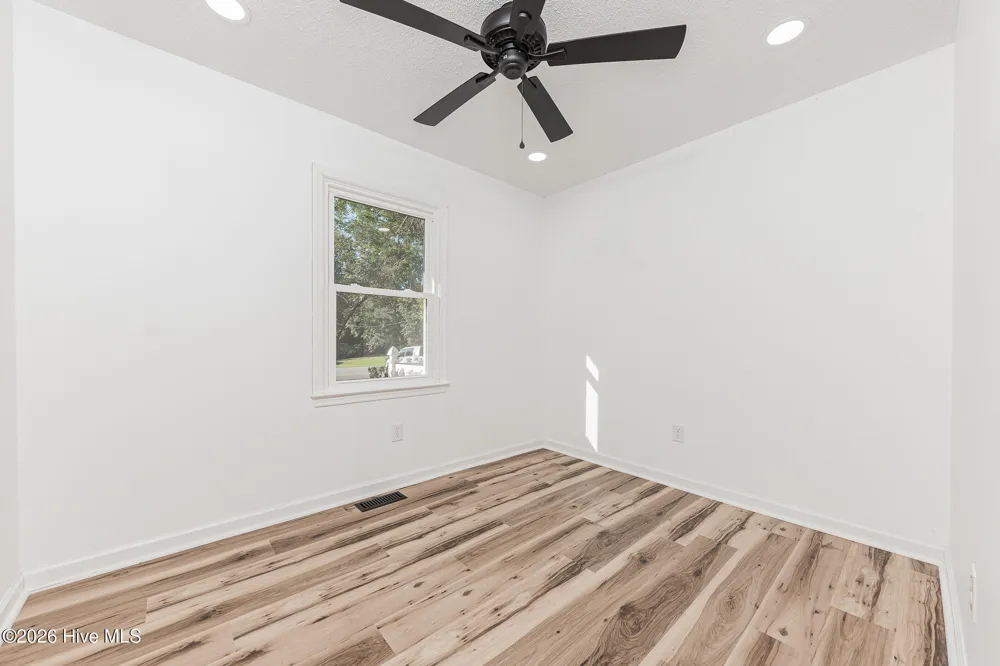 111 Lynn Court Jacksonville, NC 28540