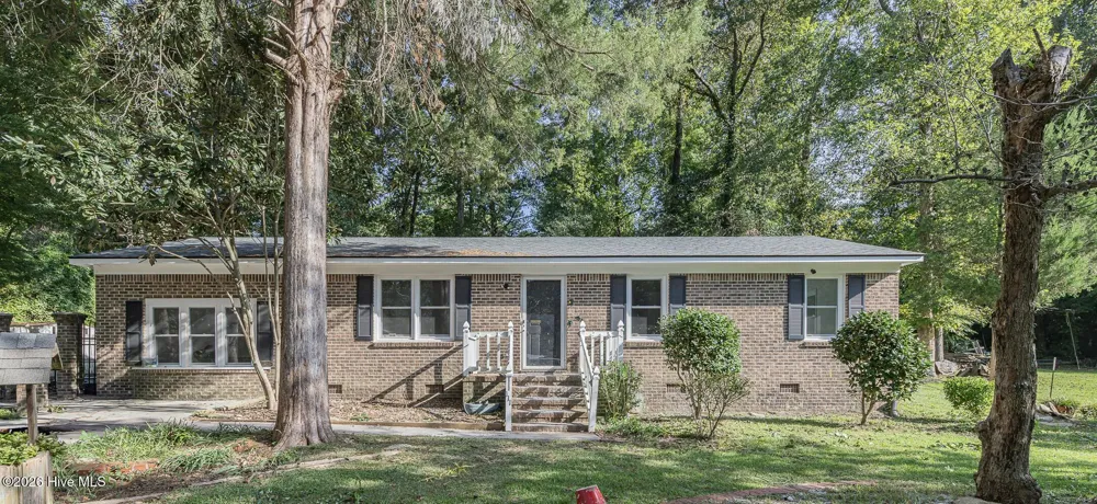 111 Lynn Court Jacksonville, NC 28540