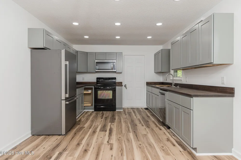 111 Lynn Court Jacksonville, NC 28540