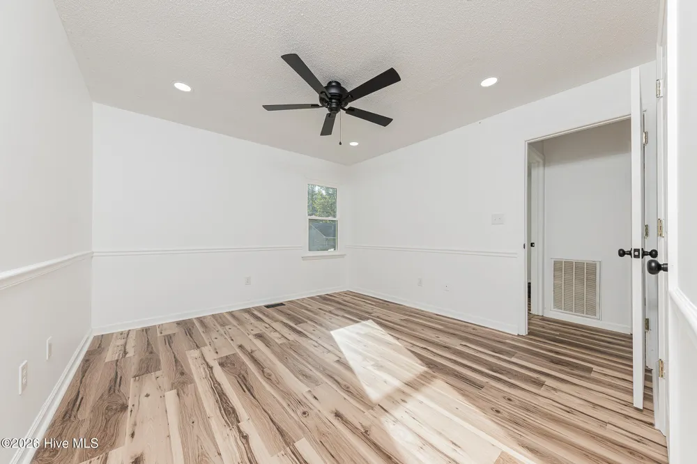 111 Lynn Court Jacksonville, NC 28540