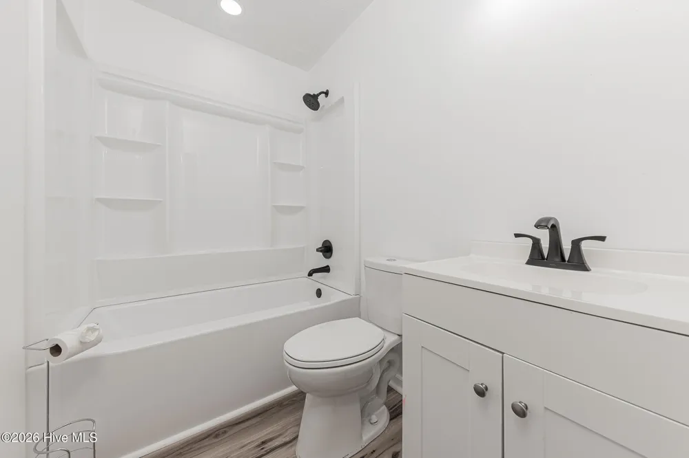 111 Lynn Court Jacksonville, NC 28540