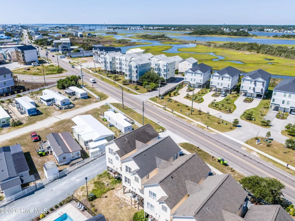 818 New River Drive #102 Surf City, NC 28445