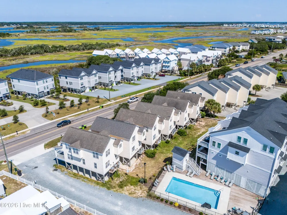818 New River Drive #102 Surf City, NC 28445