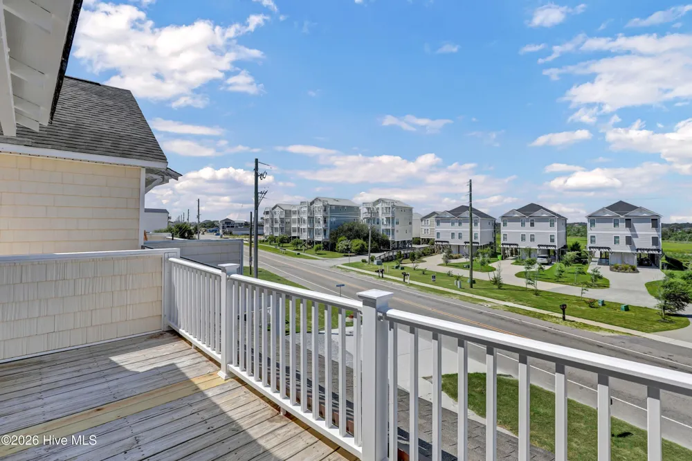 818 New River Drive #102 Surf City, NC 28445