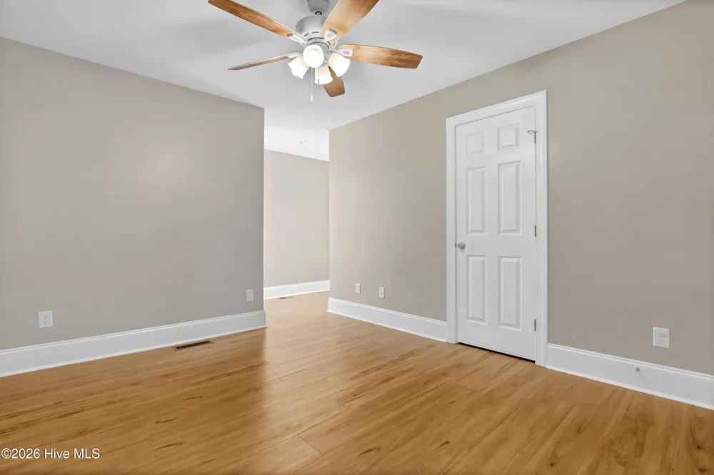 818 New River Drive #102 Surf City, NC 28445