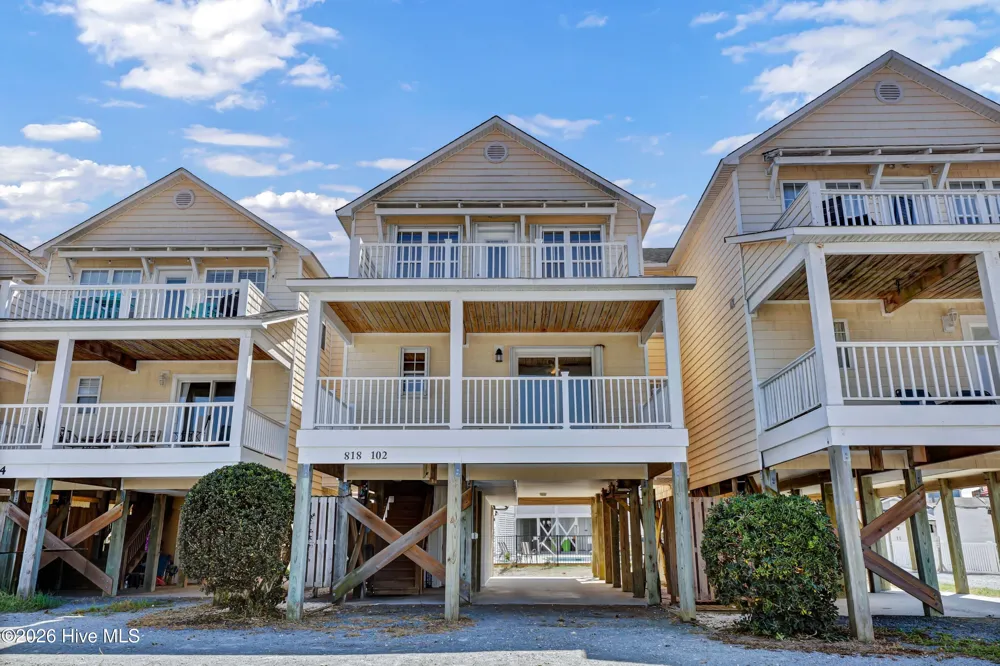 818 New River Drive #102 Surf City, NC 28445