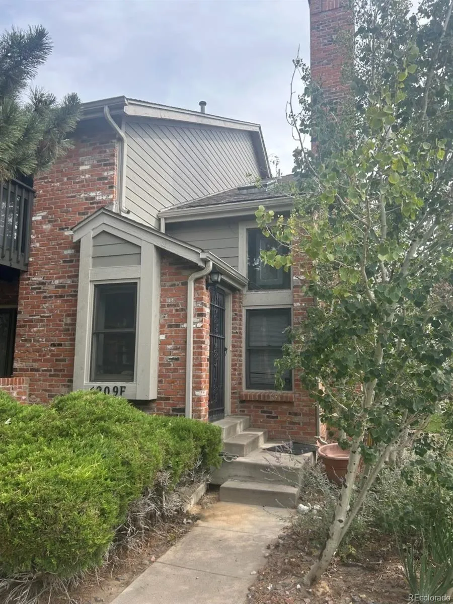4209 S Granby Way #F Aurora, CO 80014