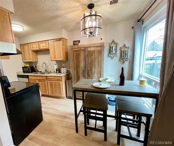 7373 W Florida Avenue #2C Lakewood, CO 80232