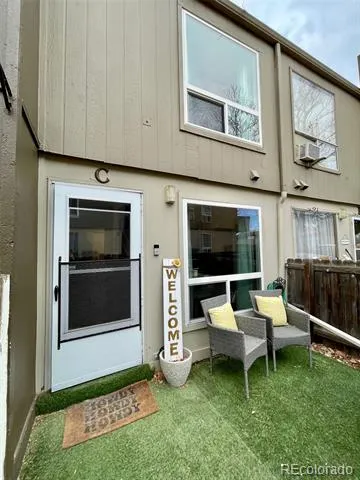 7373 W Florida Avenue #2C Lakewood, CO 80232