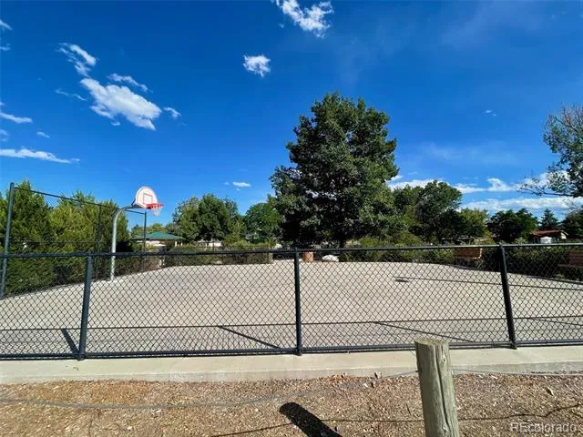 7373 W Florida Avenue #2C Lakewood, CO 80232