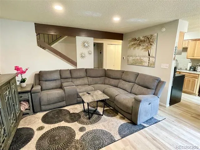 7373 W Florida Avenue #2C Lakewood, CO 80232