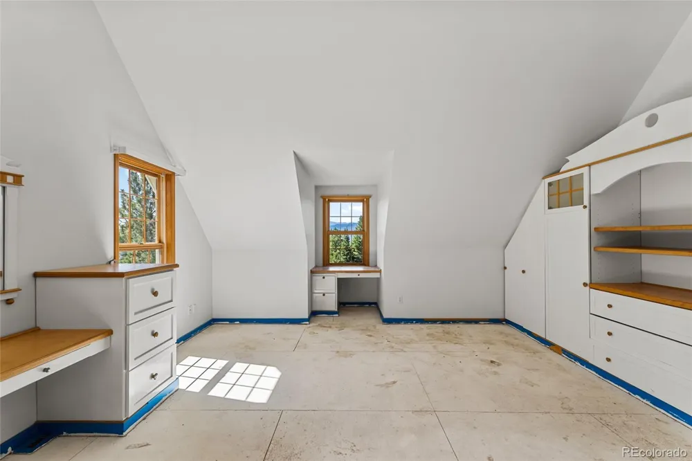 18465 Sloan Lane Monument, CO 80132