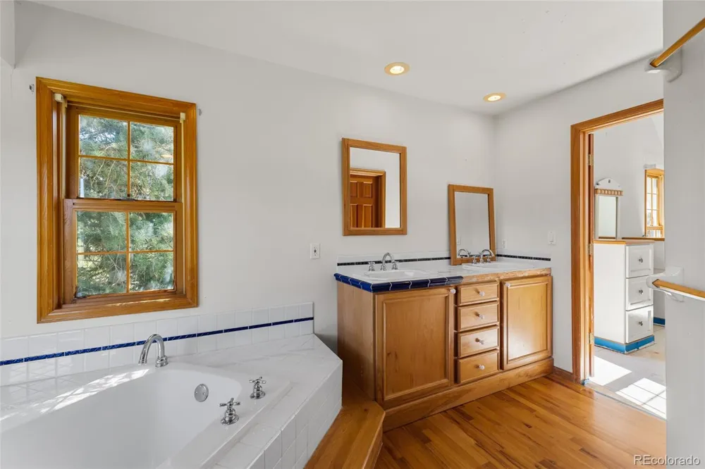 18465 Sloan Lane Monument, CO 80132