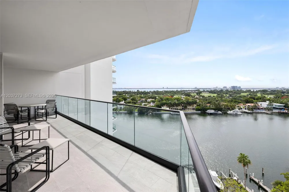 5500 Collins Ave #1401 Miami Beach, FL 33140