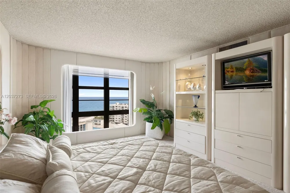 5500 Collins Ave #1401 Miami Beach, FL 33140