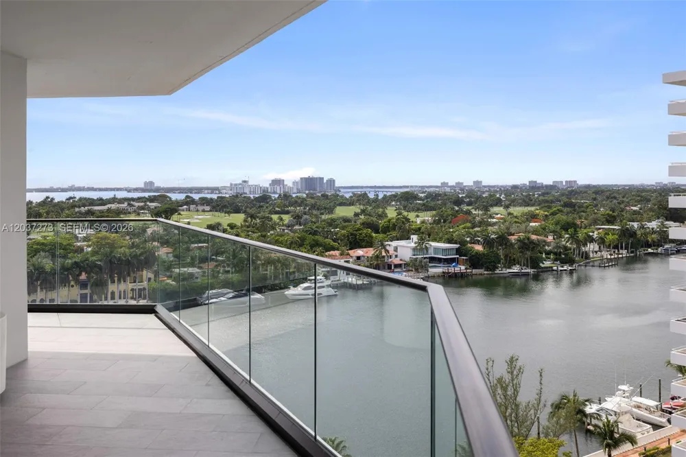 5500 Collins Ave #1401 Miami Beach, FL 33140