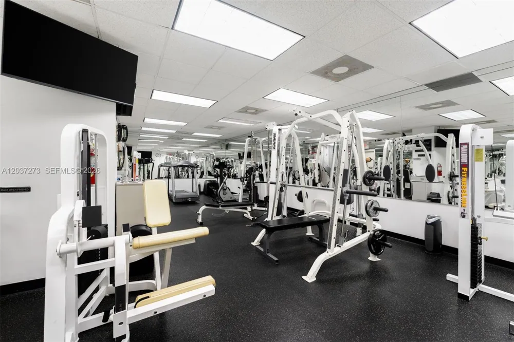 5500 Collins Ave #1401 Miami Beach, FL 33140