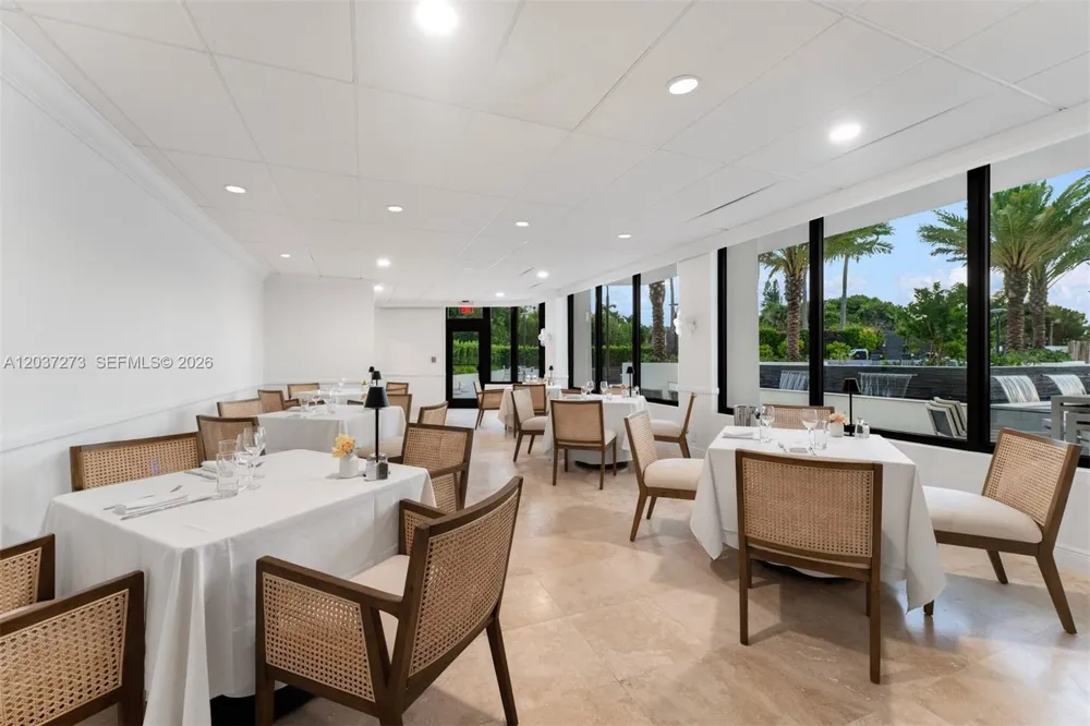 5500 Collins Ave #1401 Miami Beach, FL 33140
