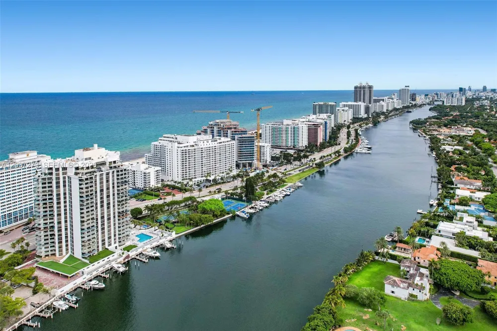 5500 Collins Ave #1401 Miami Beach, FL 33140
