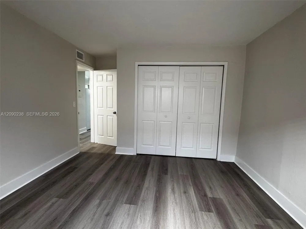 1345 W 28th St #2 Hialeah, FL 33010