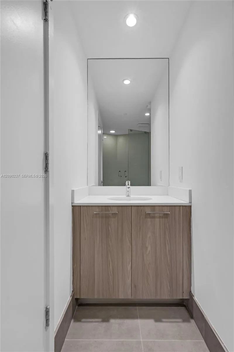 501 NE 31st St #901 Miami, FL 33137