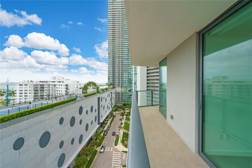501 NE 31st St #901 Miami, FL 33137