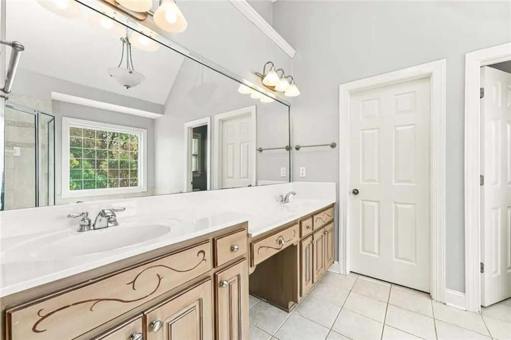 2090 Misty Oaks Drive Buford, GA 30519