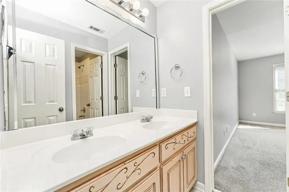 2090 Misty Oaks Drive Buford, GA 30519