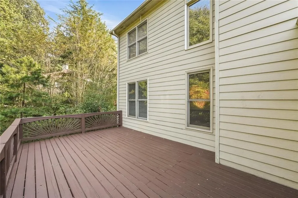 2090 Misty Oaks Drive Buford, GA 30519