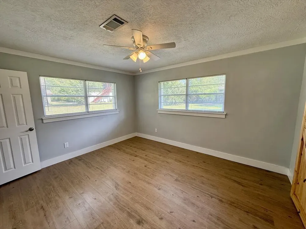 305 E Pine Street Kirbyville, TX 75956