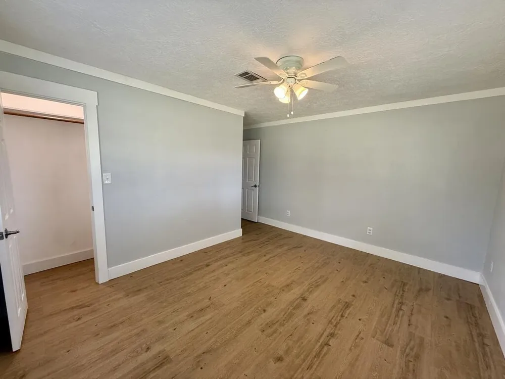305 E Pine Street Kirbyville, TX 75956