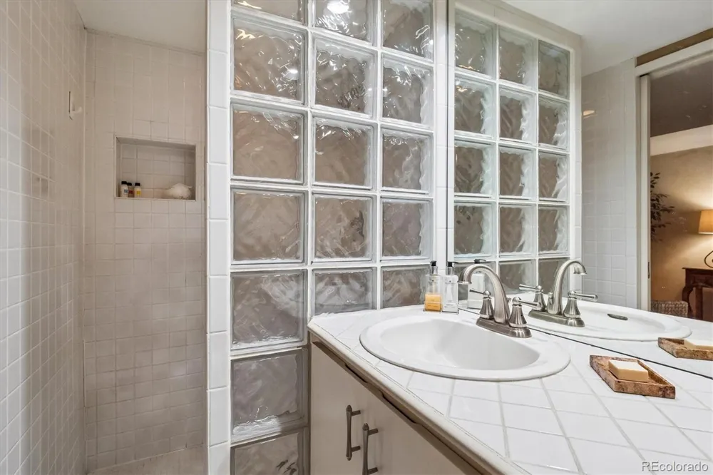 475 Columbine Street Denver, CO 80206