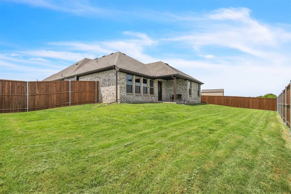 532 Firethorn Drive Royse City, TX 75189