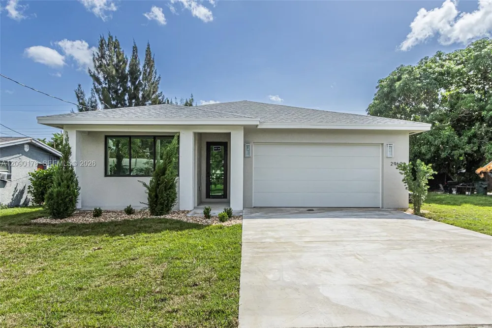 2960 NW 24th Ave Oakland Park, FL 33311