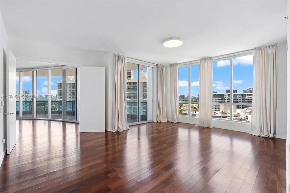 5959 Collins Ave #1101 Miami Beach, FL 33140