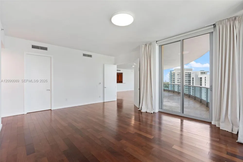 5959 Collins Ave #1101 Miami Beach, FL 33140
