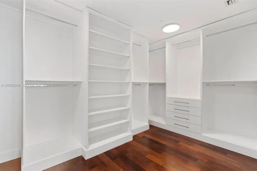 5959 Collins Ave #1101 Miami Beach, FL 33140