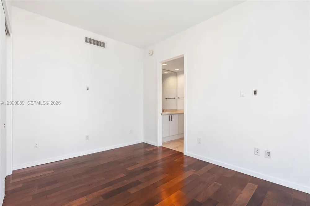 5959 Collins Ave #1101 Miami Beach, FL 33140