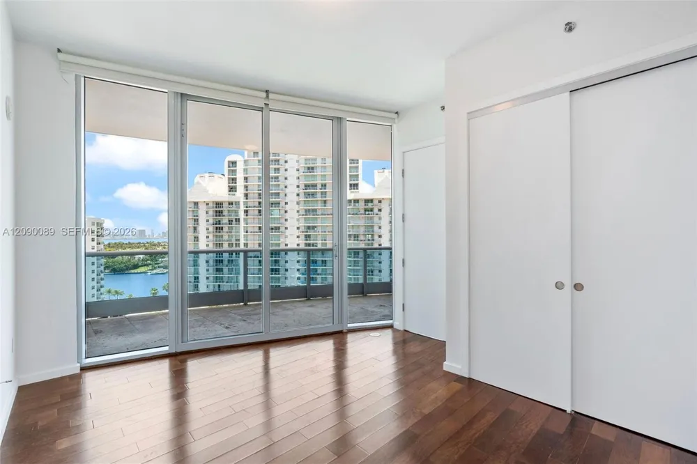 5959 Collins Ave #1101 Miami Beach, FL 33140