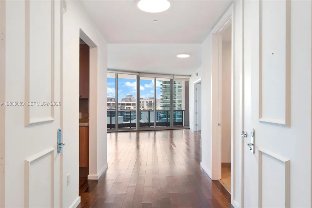 5959 Collins Ave #1101 Miami Beach, FL 33140