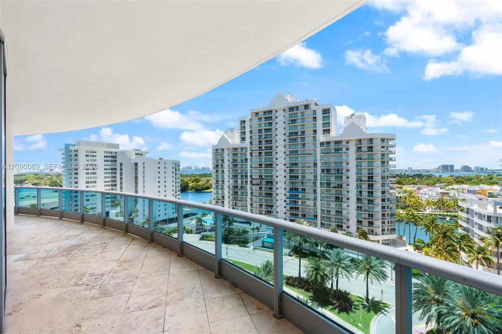5959 Collins Ave #1101 Miami Beach, FL 33140