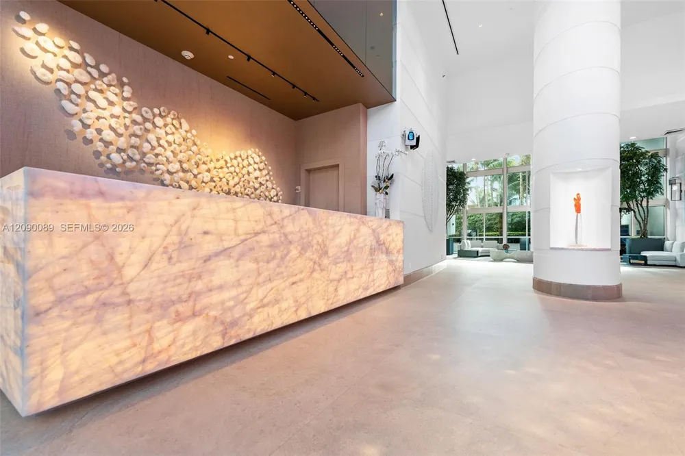 5959 Collins Ave #1101 Miami Beach, FL 33140