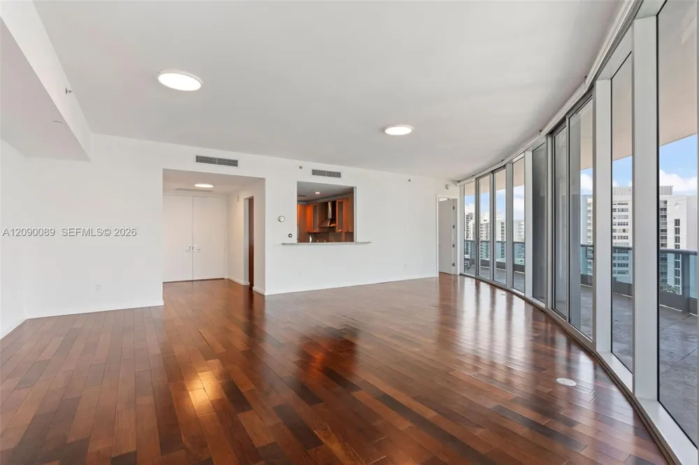 5959 Collins Ave #1101 Miami Beach, FL 33140