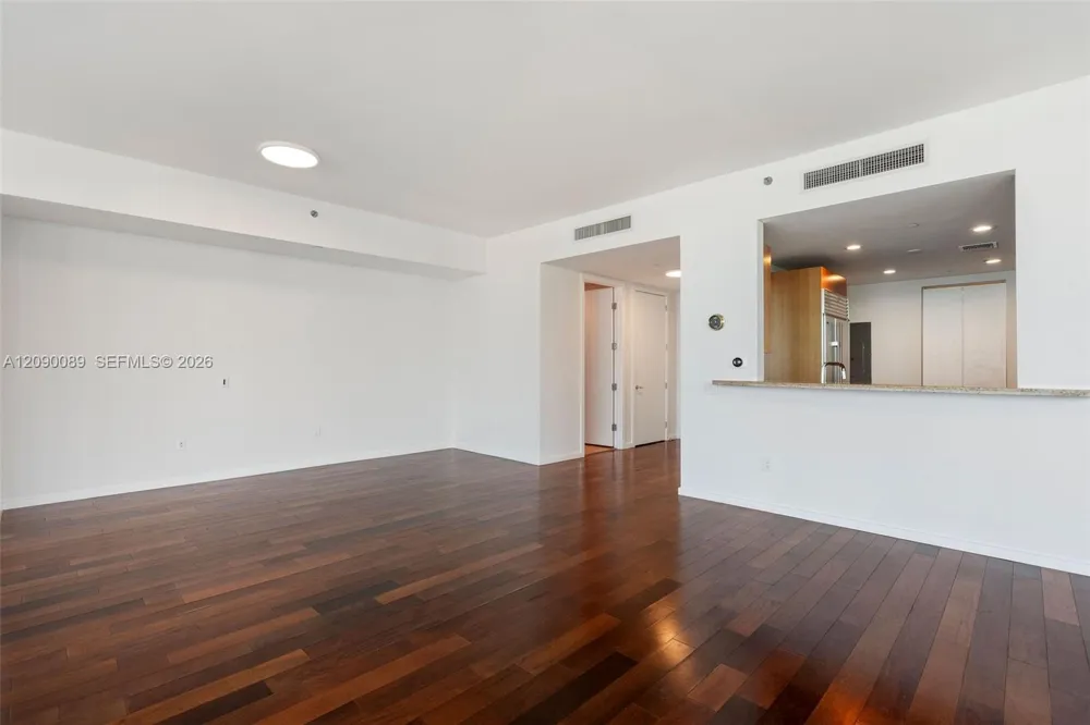 5959 Collins Ave #1101 Miami Beach, FL 33140