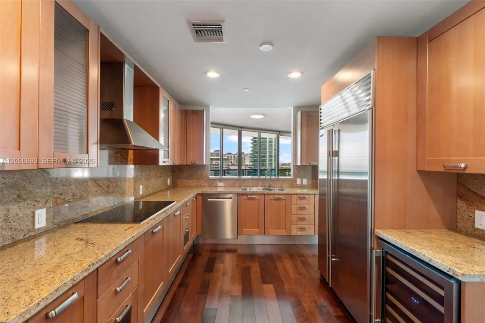 5959 Collins Ave #1101 Miami Beach, FL 33140